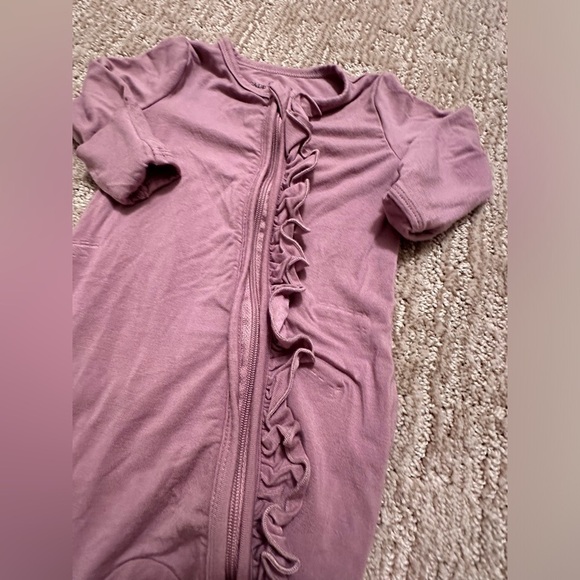 Caden Lane Bamboo Footed Sleeper in Mauve - Picture 3 of 6